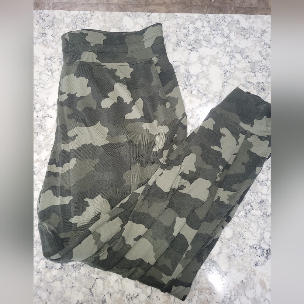Lululemon joggers